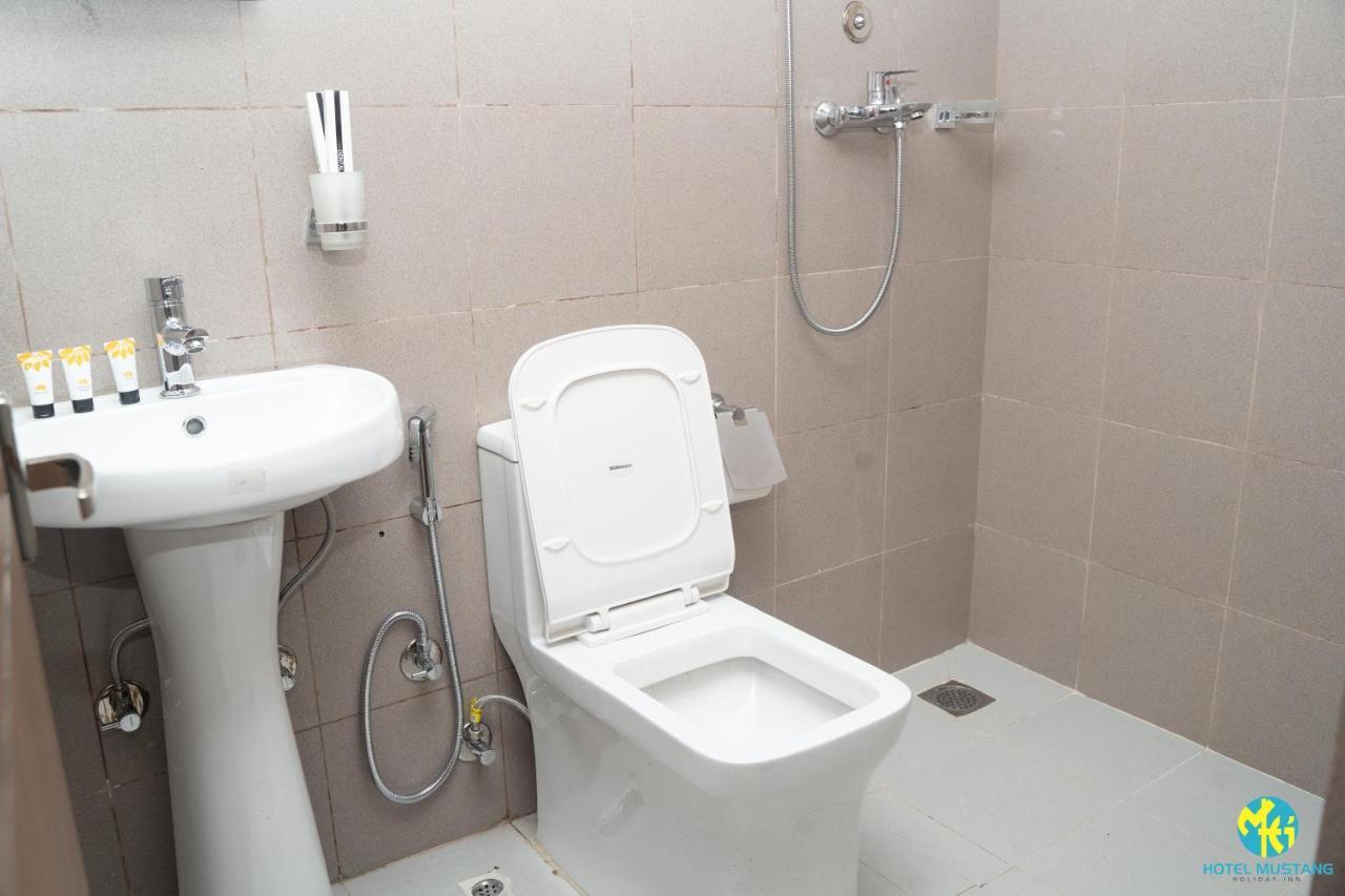 Hotel Mustang Holiday Inn Katmandu Zewnętrze zdjęcie