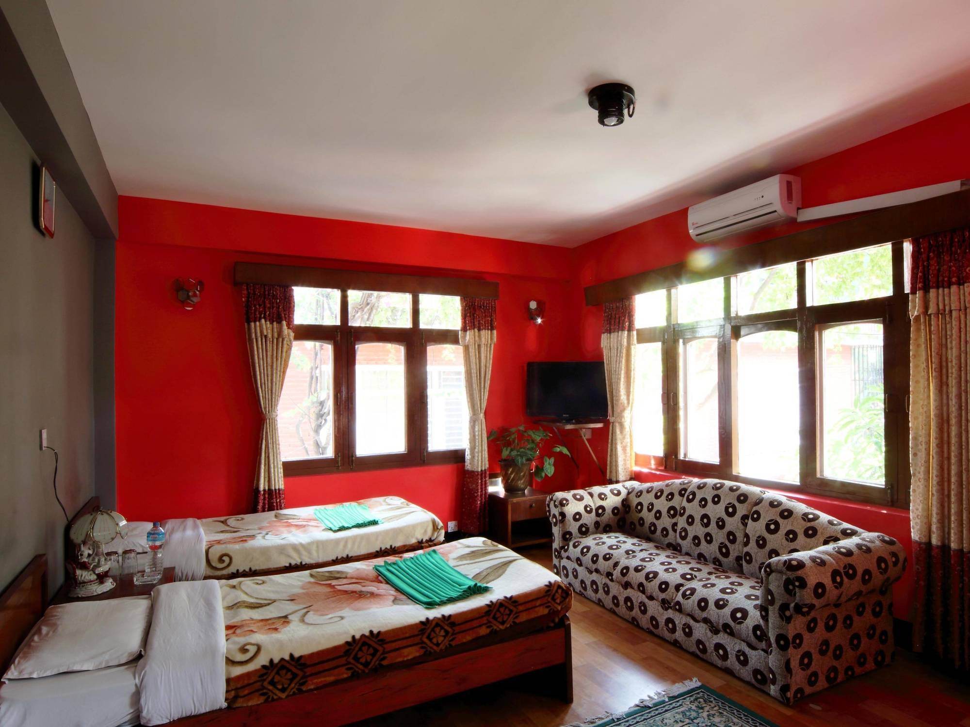 Hotel Mustang Holiday Inn Katmandu Zewnętrze zdjęcie